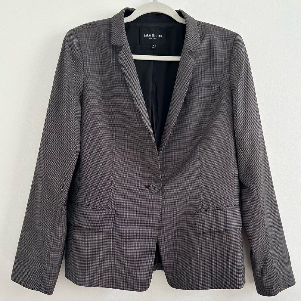 Lafayette 148 New York Single Button Stretch Wool Blazer in Black White size 10